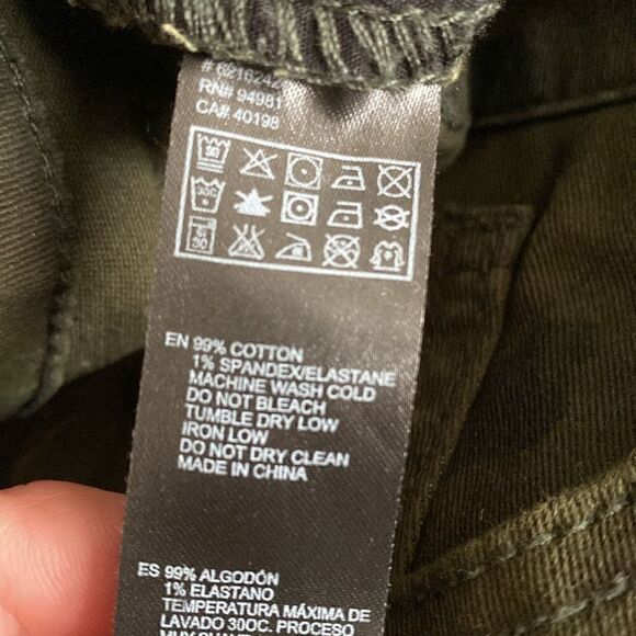 21 Men Slim Camo Slim Jean - Picture 4 of 4